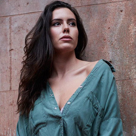 mujer empoderada maquillaje para mujeres empoderadas